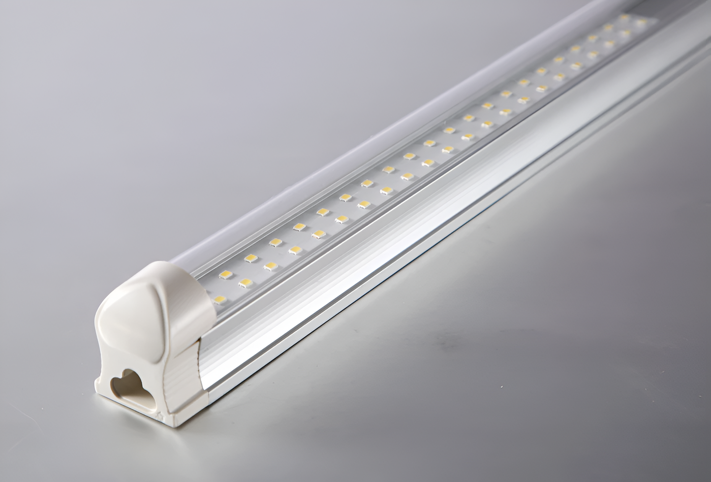 INT Series - 20 Pack LED INTEGRATED TUBE (Ideal for Warehouses/Retails/Residential garage/Schools/Supermarkets)